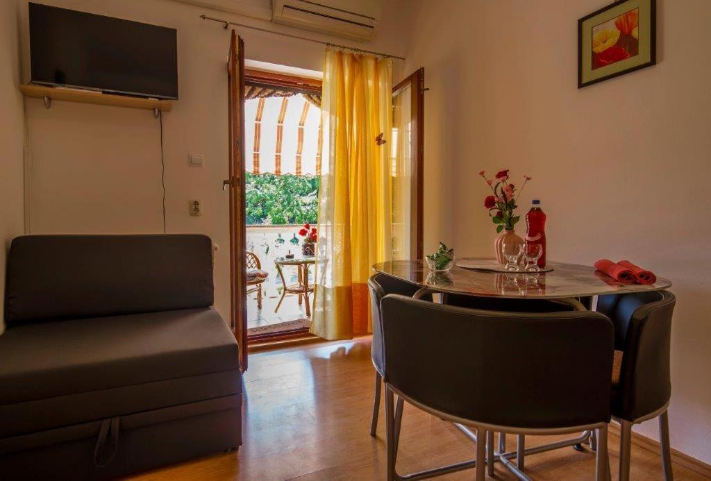 Apartmani Stefano Labin  Exteriör bild